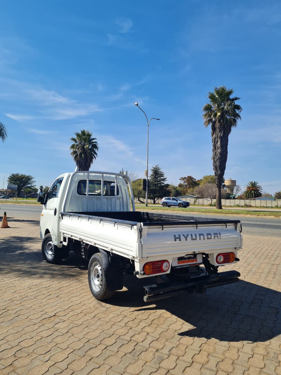 2014 Hyundai H-100