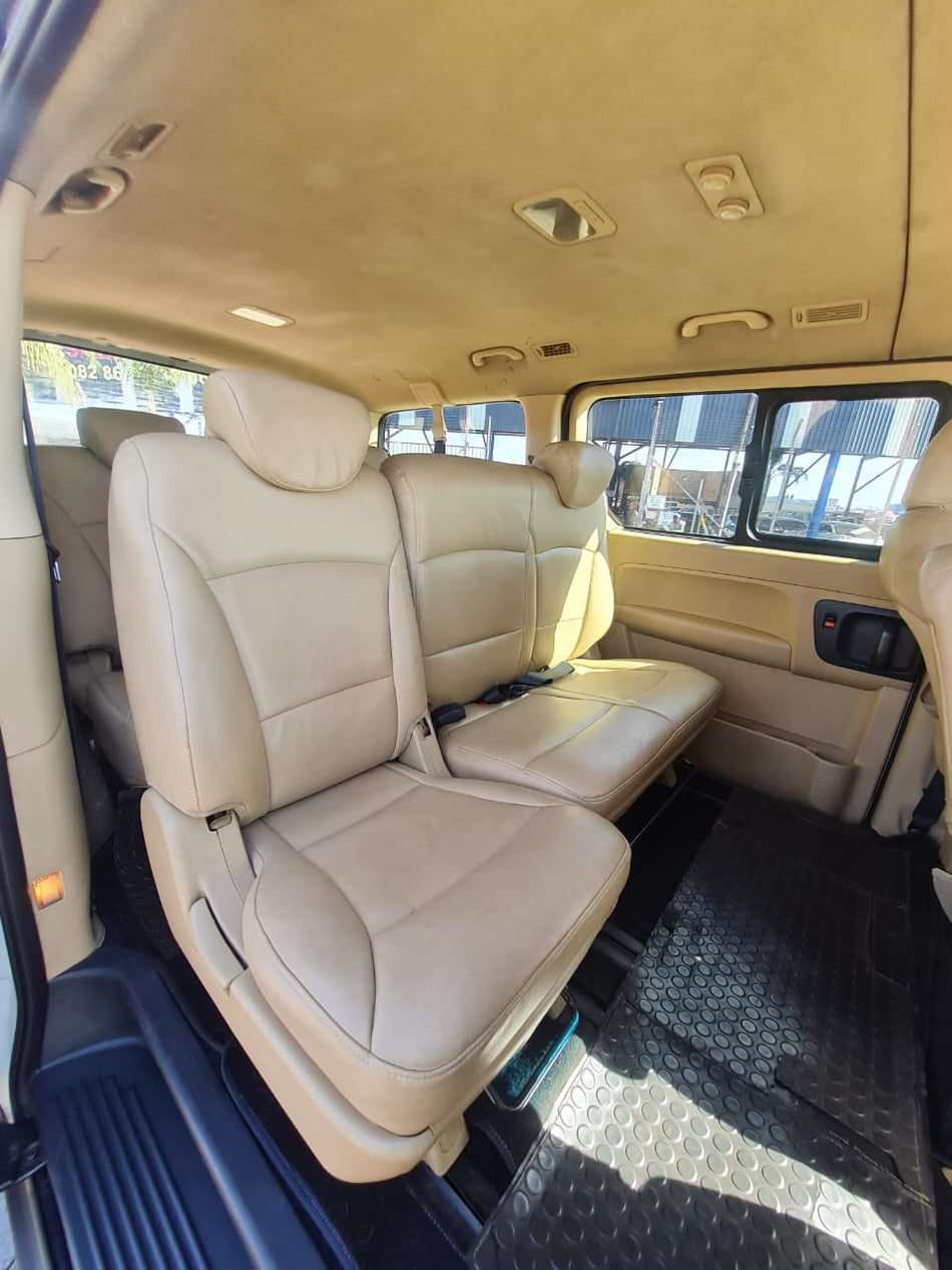 2010 Hyundai H-1 Bus 2.4