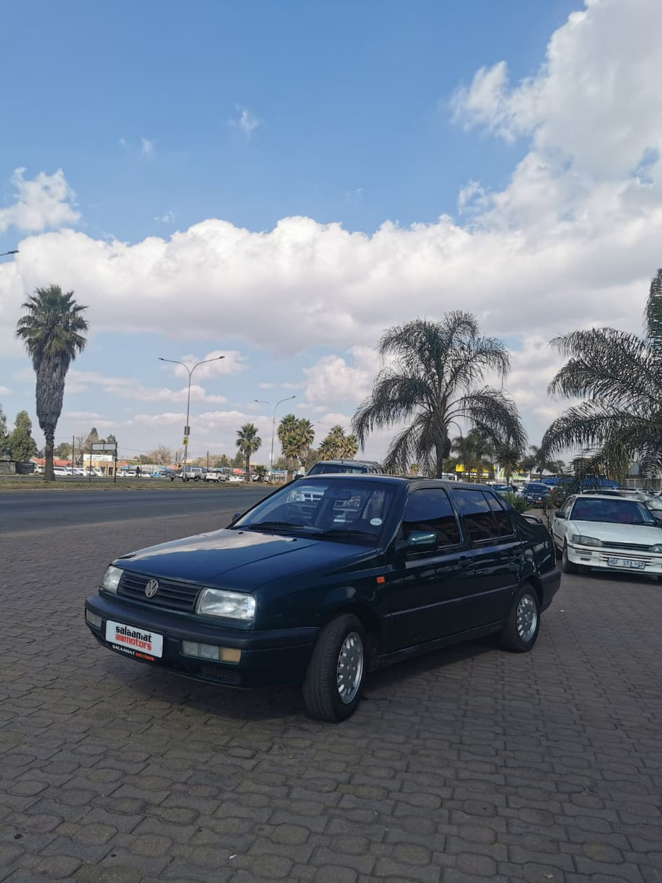 Volkswagen Jetta 1.8  CLX