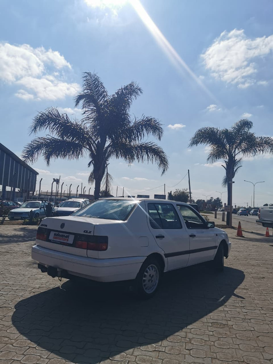 Volkwagen Jetta 1.8i CLX