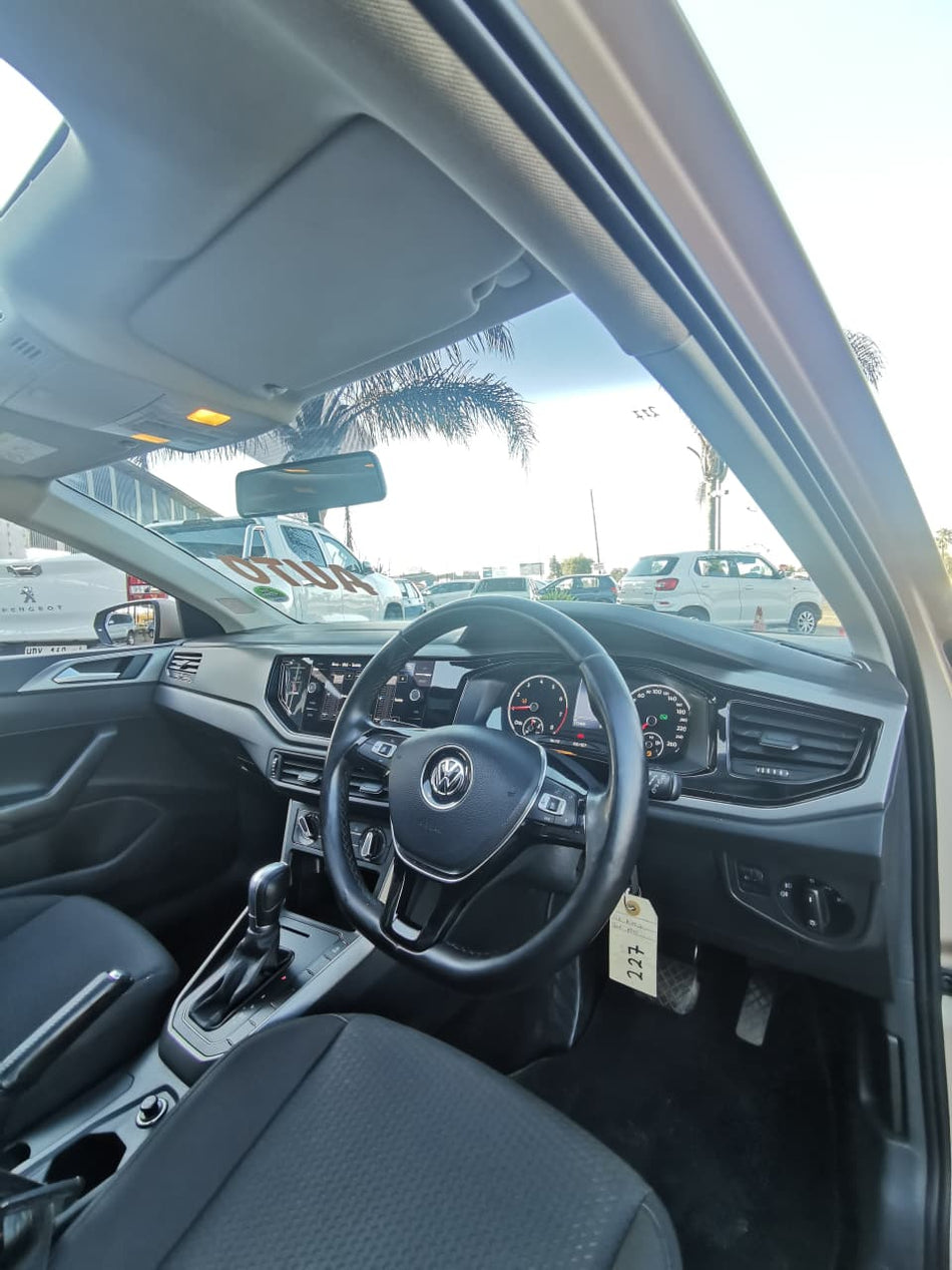 2018 Volkswagen Polo 1.0 TSI DSG Comfortline Automatic Pan Roof