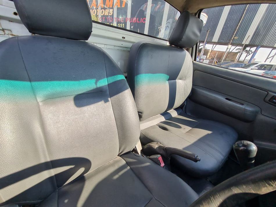 Toyota Hilux 2.0 VVTI