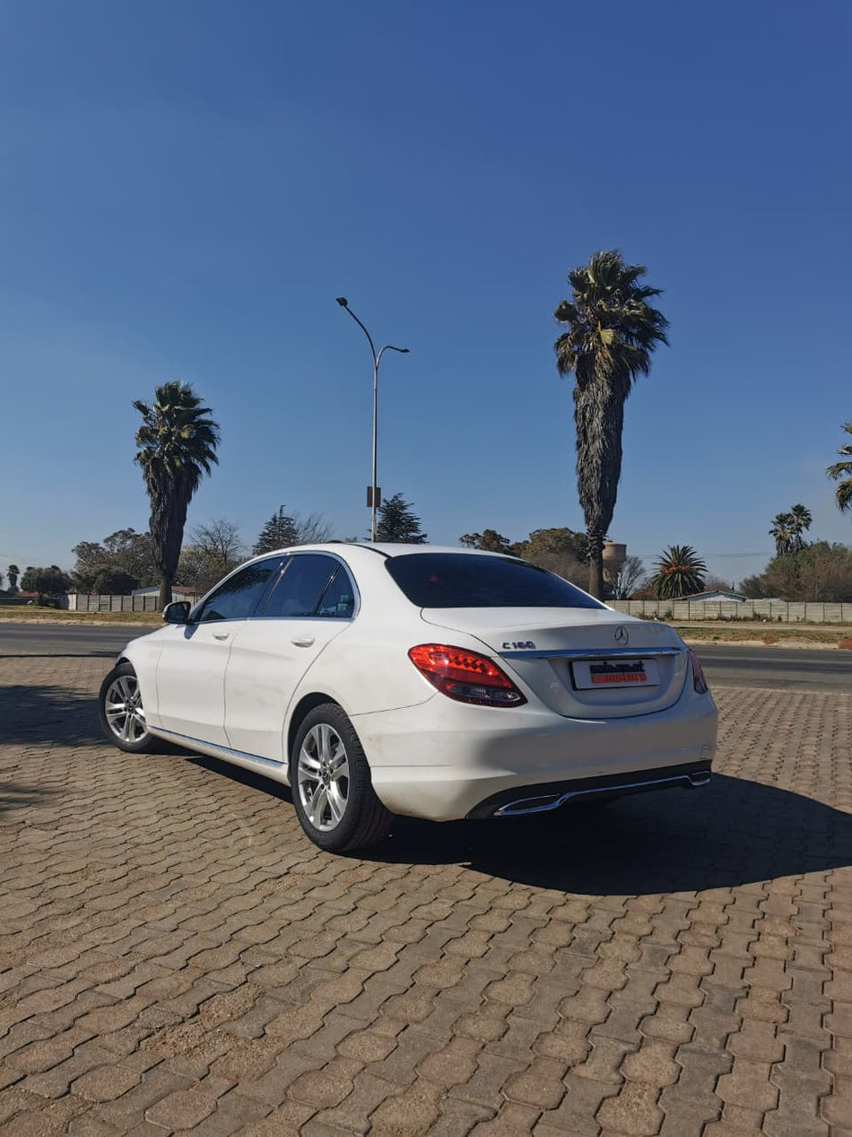 Mercedes-Benz C180 Automatic