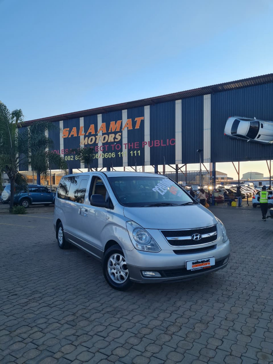 2009 Hyundai H-1 Bus Diesel Automatic