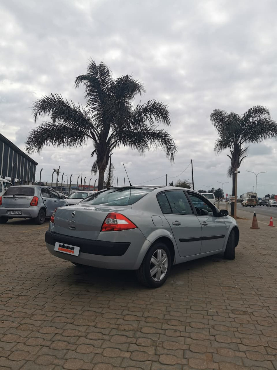 2004 Renault Megane 1.6 16v Automatic