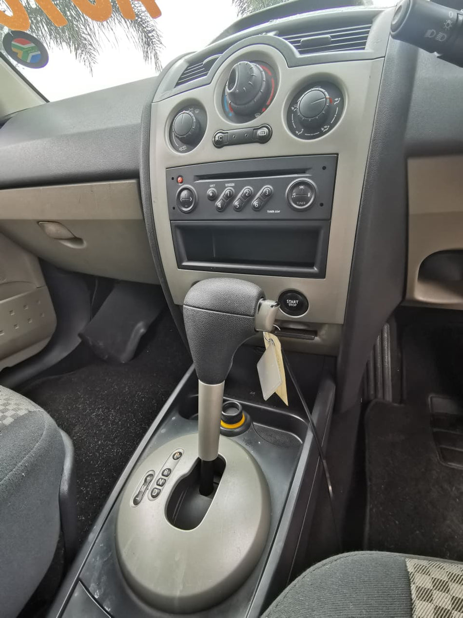 2004 Renault Megane 1.6 16v Automatic