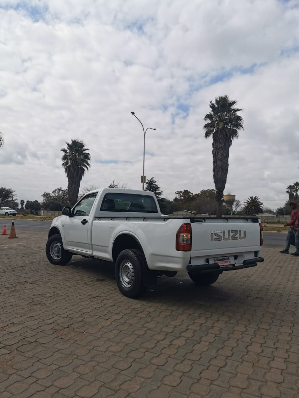 2010 Isuzu KB250D