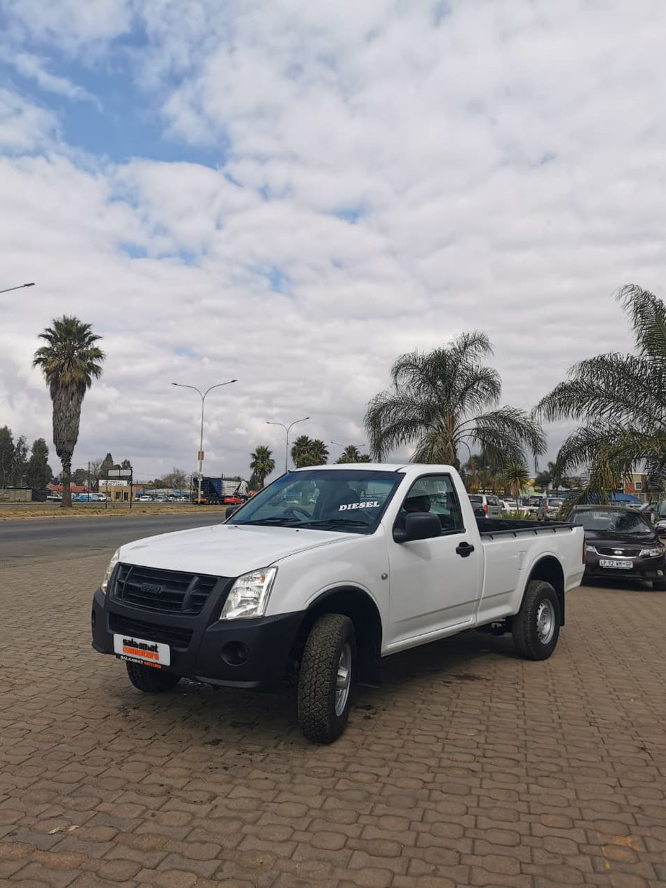 2010 Isuzu KB250D