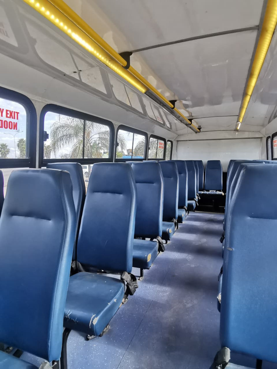 2017 Hino 300 Bus