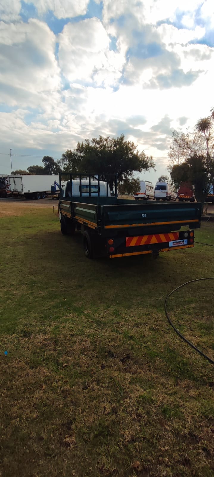 2011 Hino 300 Dropside Side-Tipper