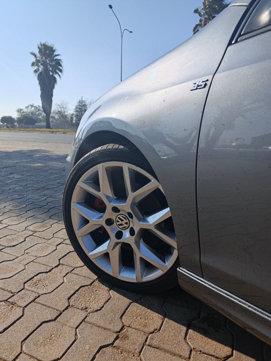 2011 Volkswagen Golf 6 GTI Edition 35