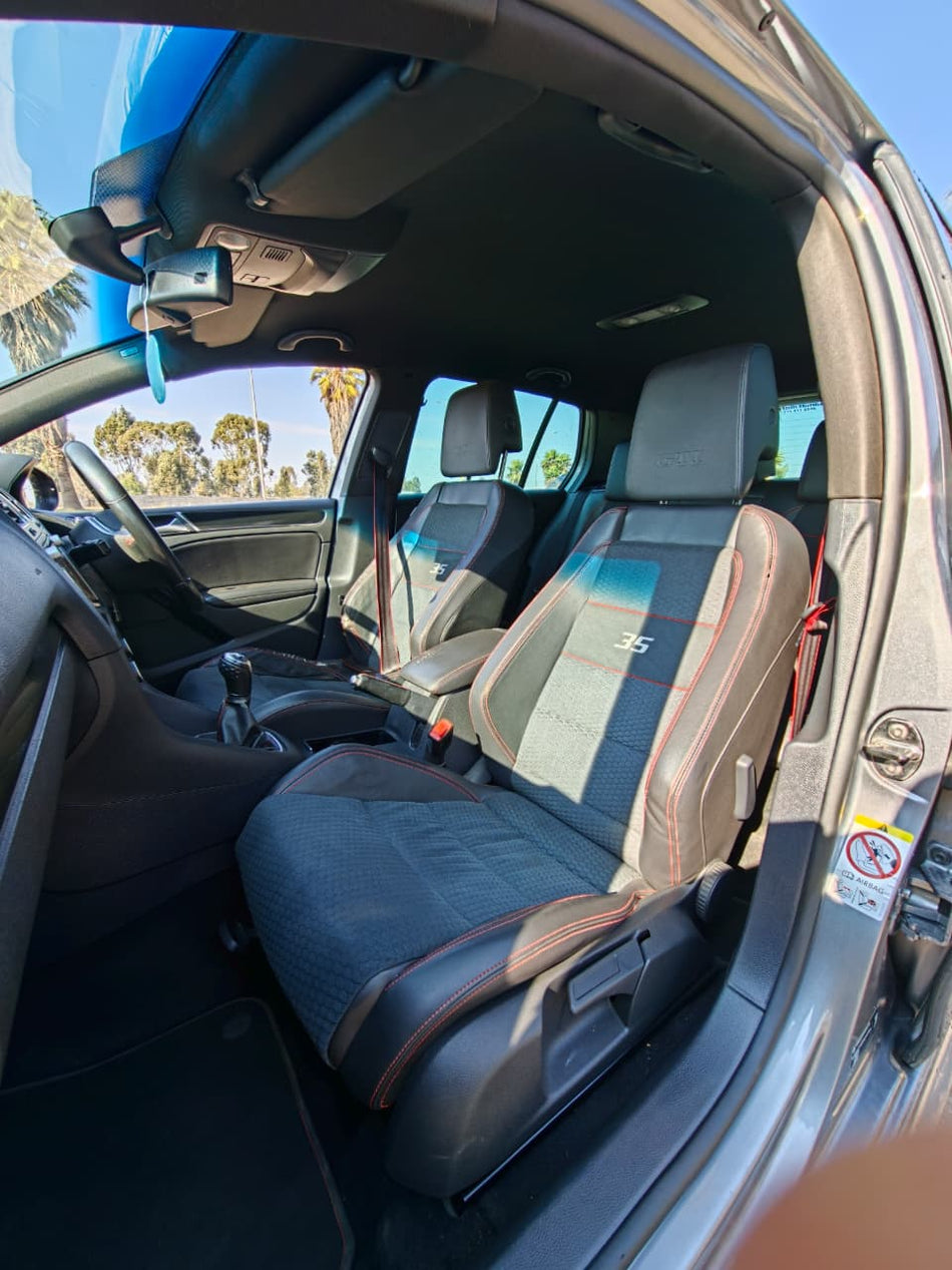 2011 Volkswagen Golf 6 GTI Edition 35