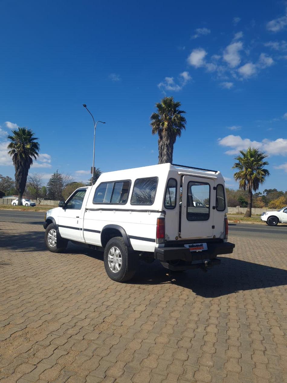 1995 Nissan 1 Tonner 2.4