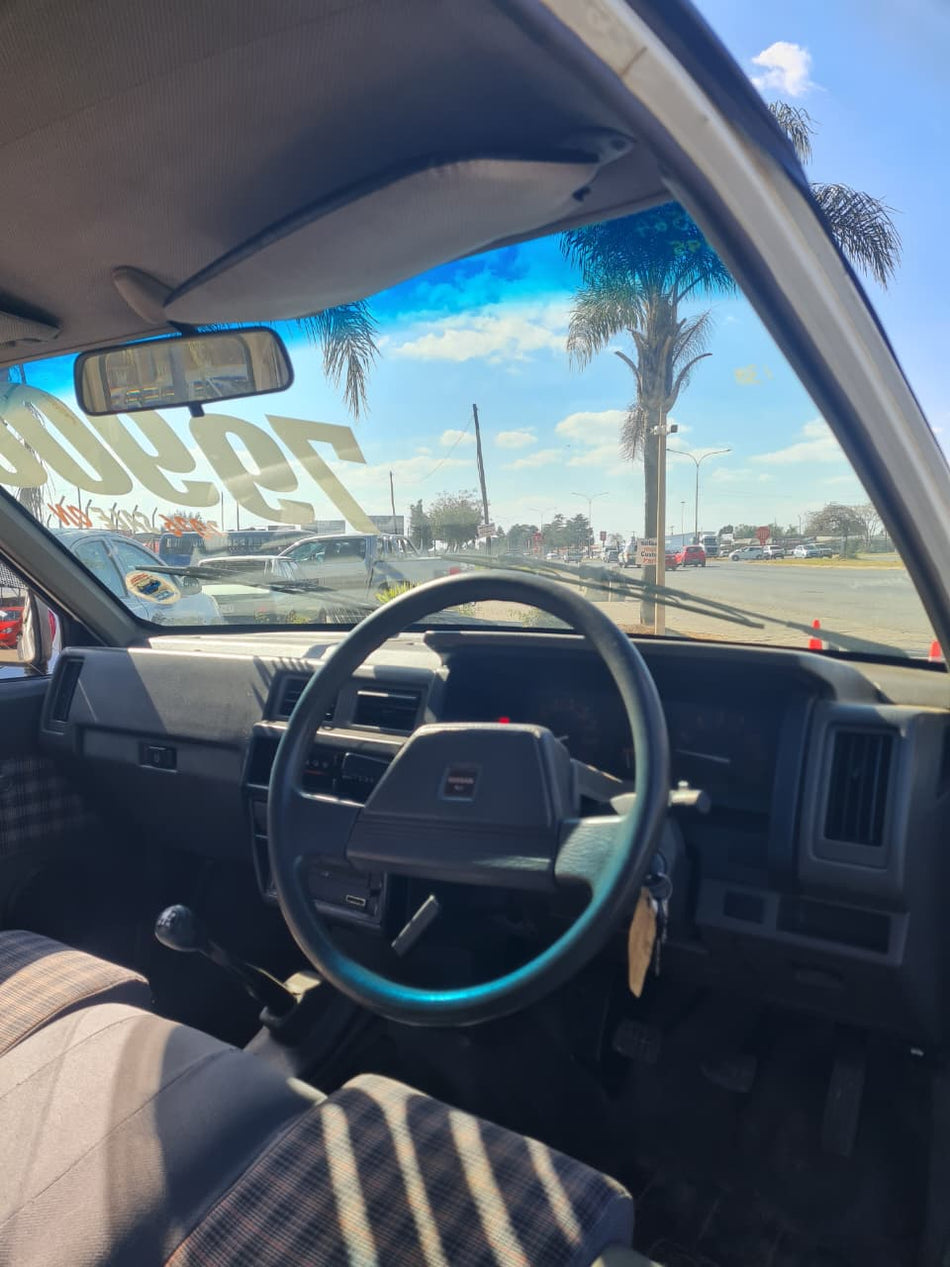 1995 Nissan 1 Tonner 2.4