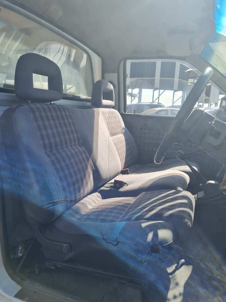 1995 Nissan 1 Tonner 2.4