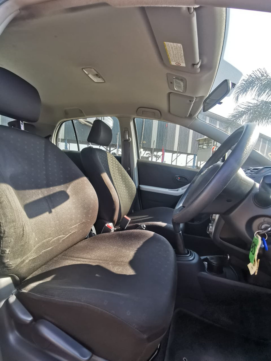 2006 Toyota Yaris T3