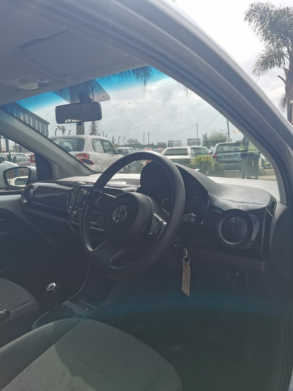 2016 Volkswagen UP 1.0