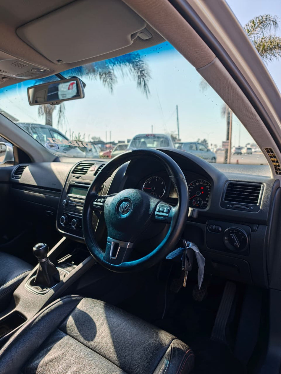 2010 Volkswagen Jetta 5 1.6 TDI