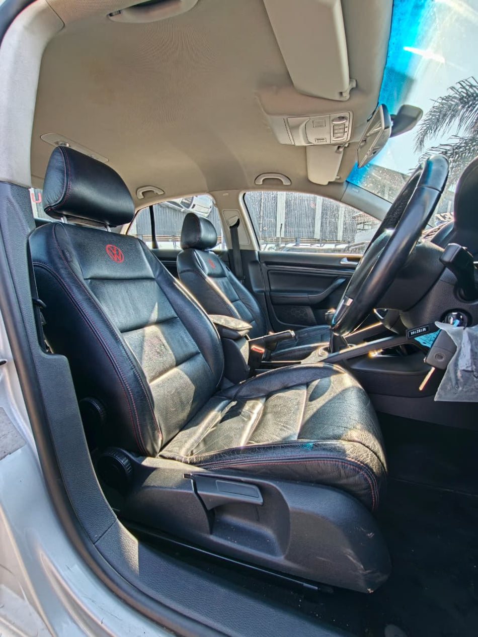 2010 Volkswagen Jetta 5 1.6 TDI
