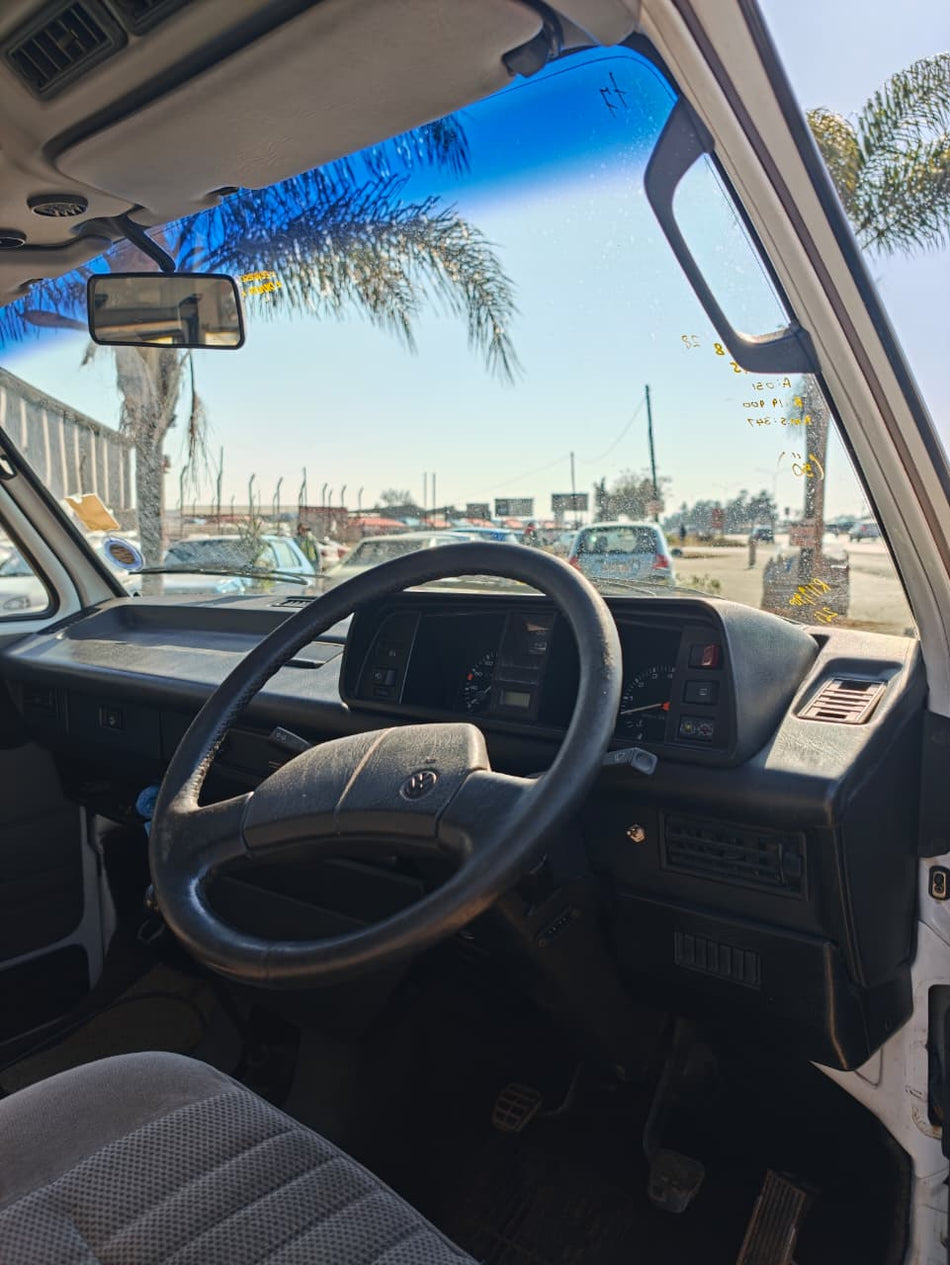 1995 Volkswagen Caravelle  2.6i