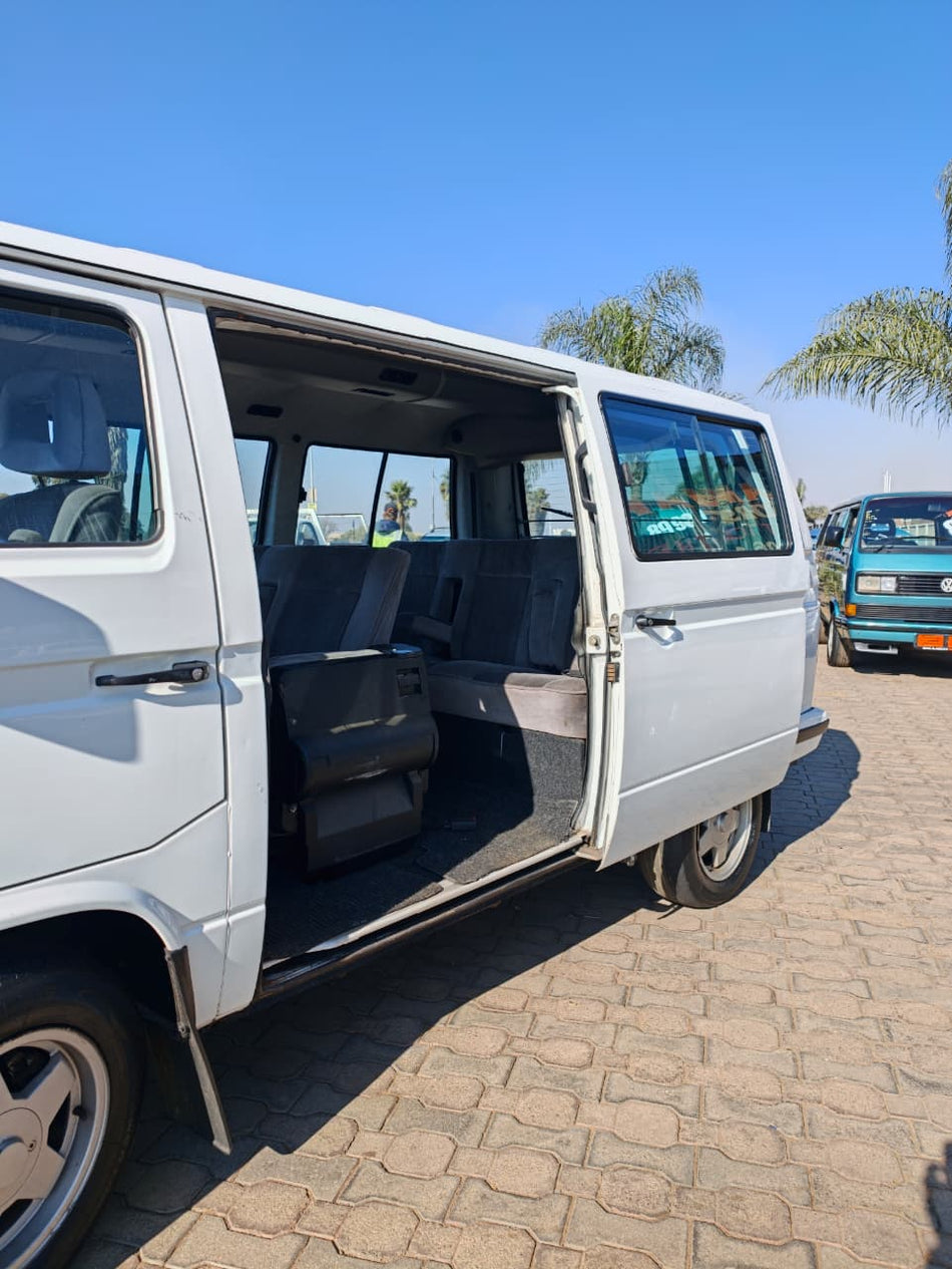 1995 Volkswagen Caravelle  2.6i