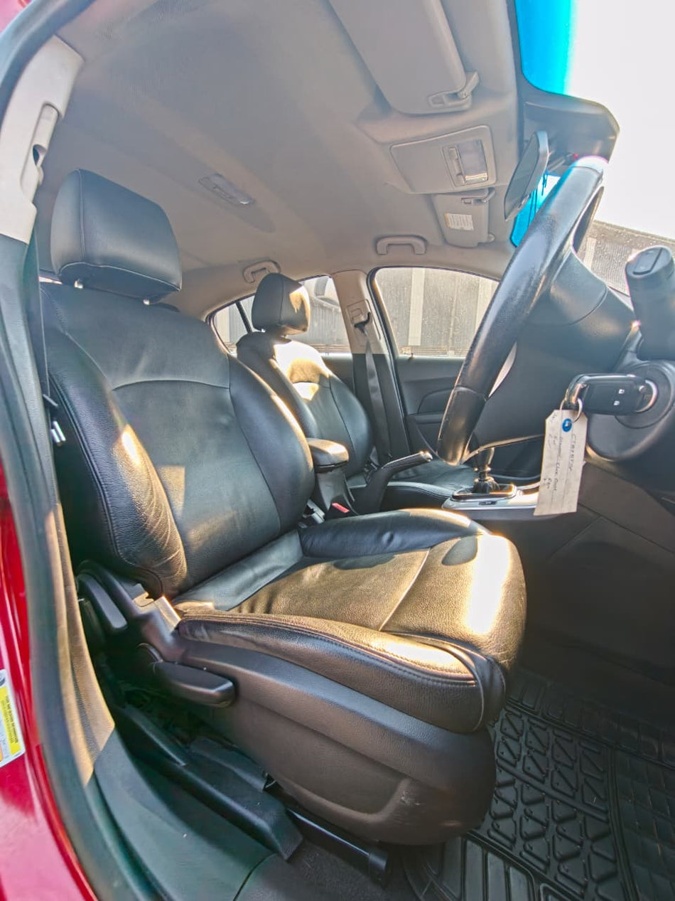 2013 Chevrolet Cruze LS