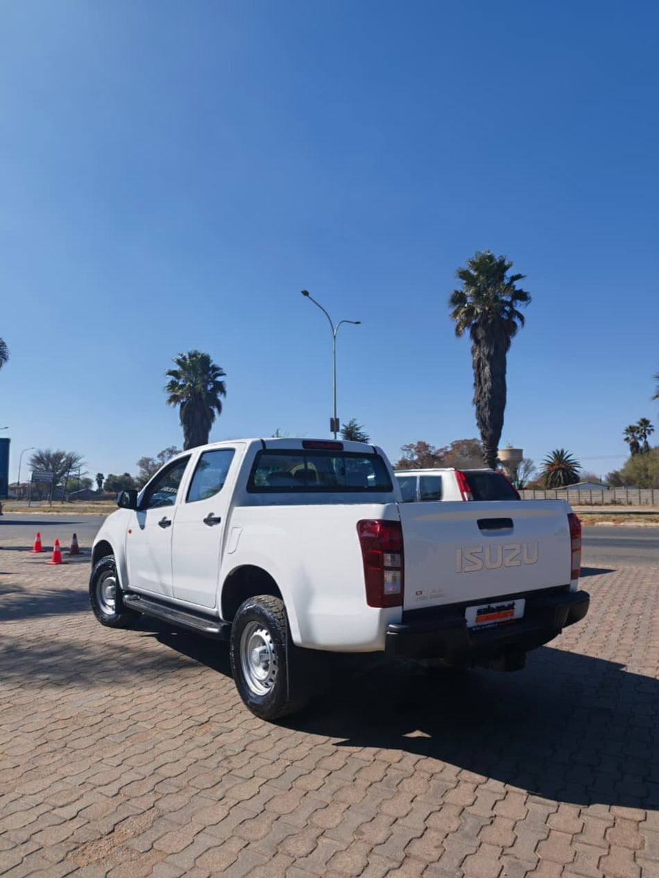 2016 Isuzu KB250