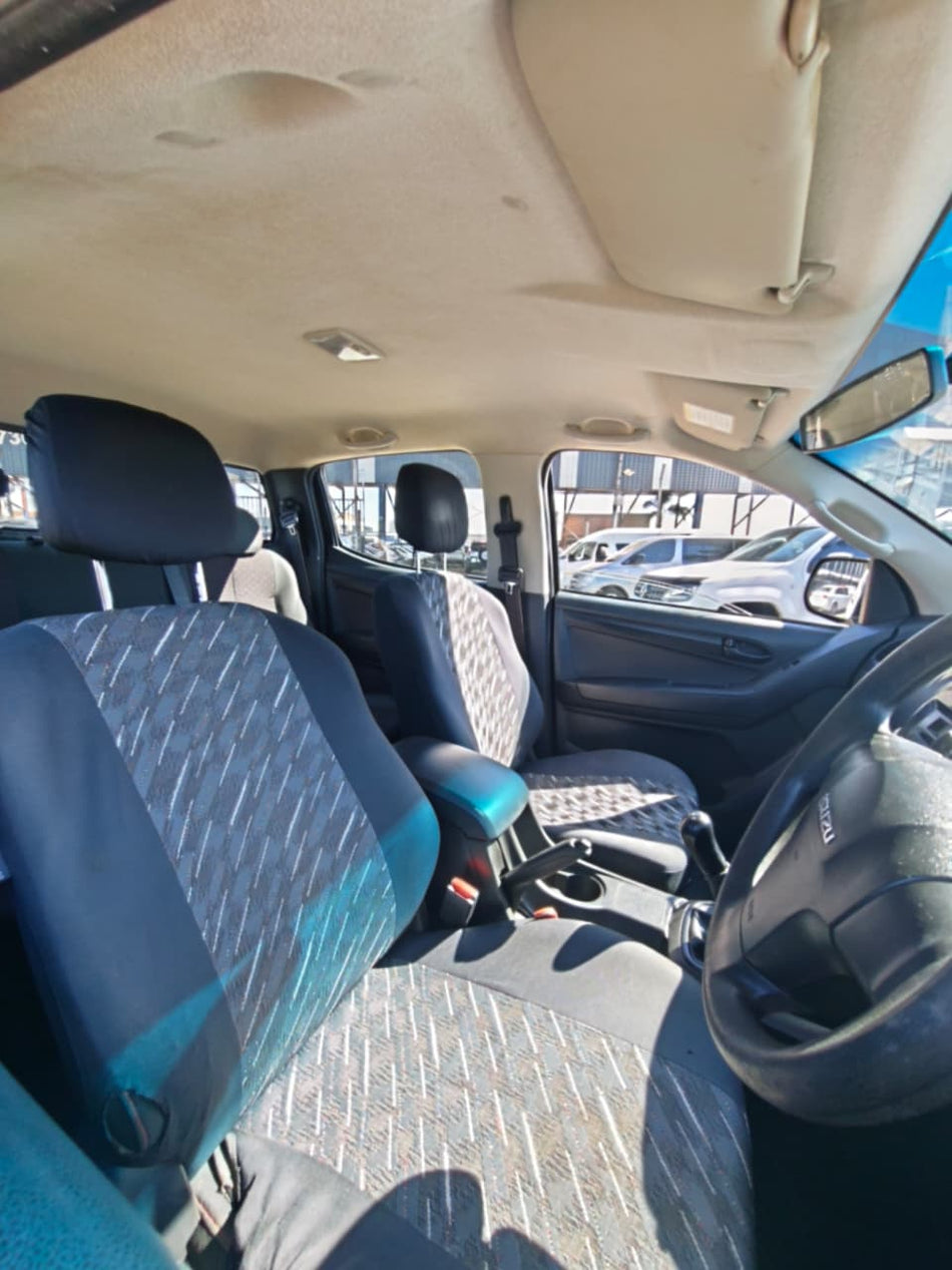 2016 Isuzu KB250