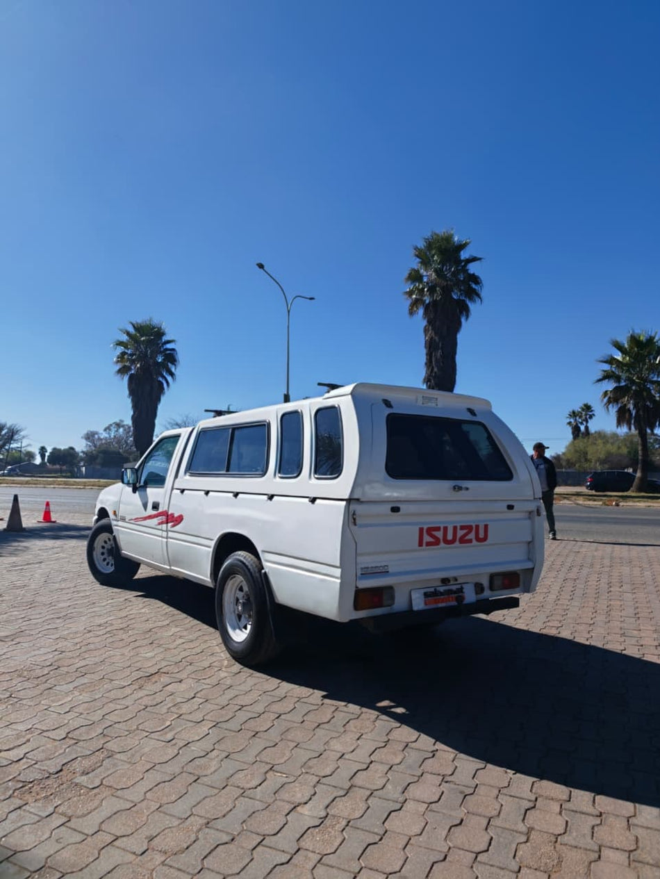 1995 Isuzu KB250D
