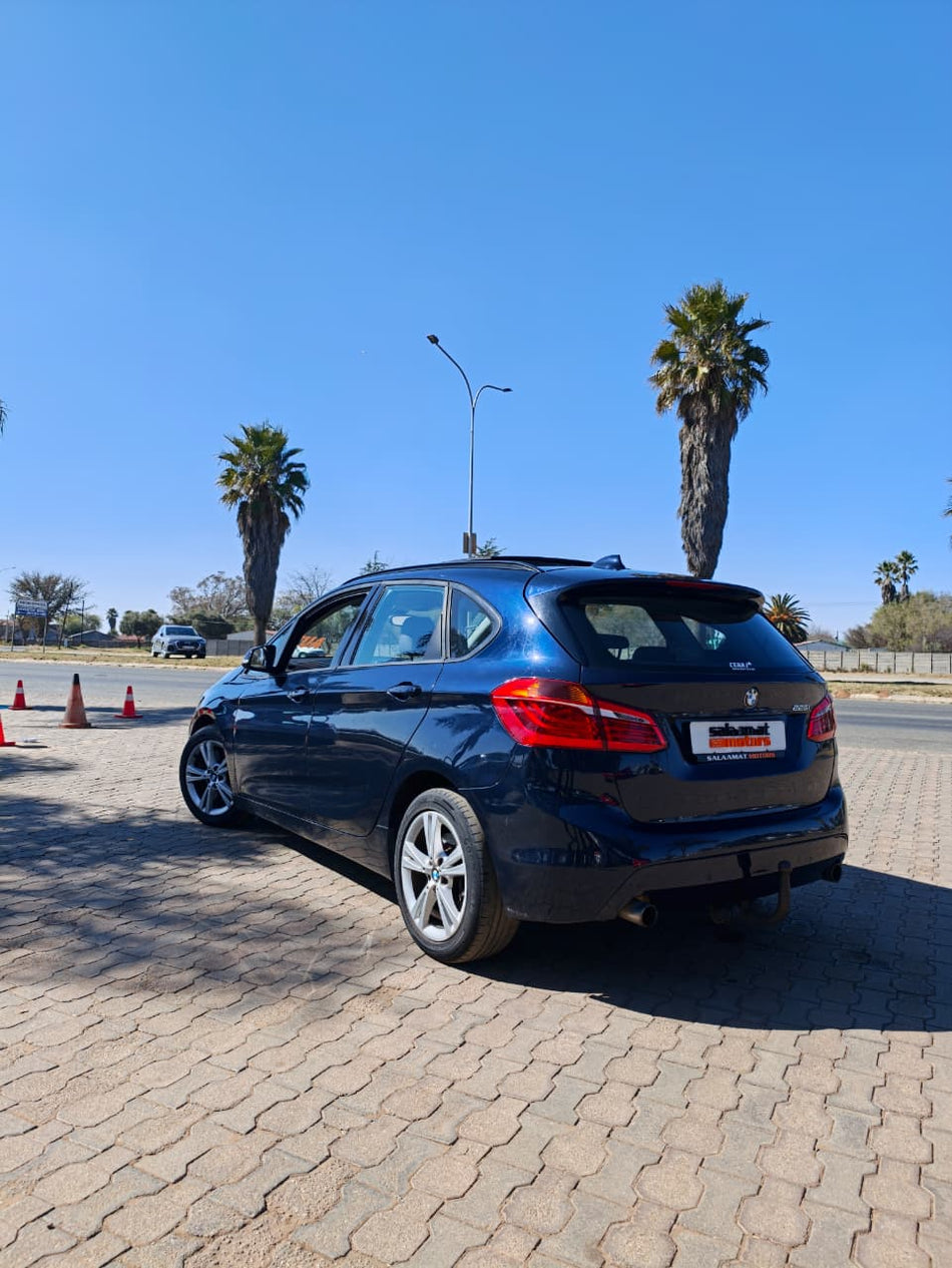 2015 BMW 225i Active Tourer Automatic