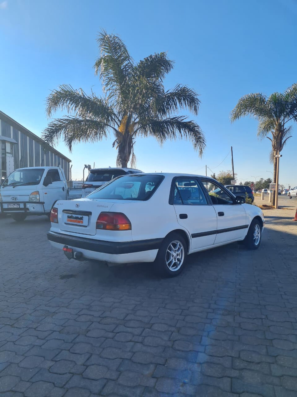 1999 Toyota Corolla 180i GLE