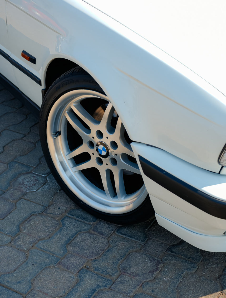 1995 BMW E34 540i V8 Automatic