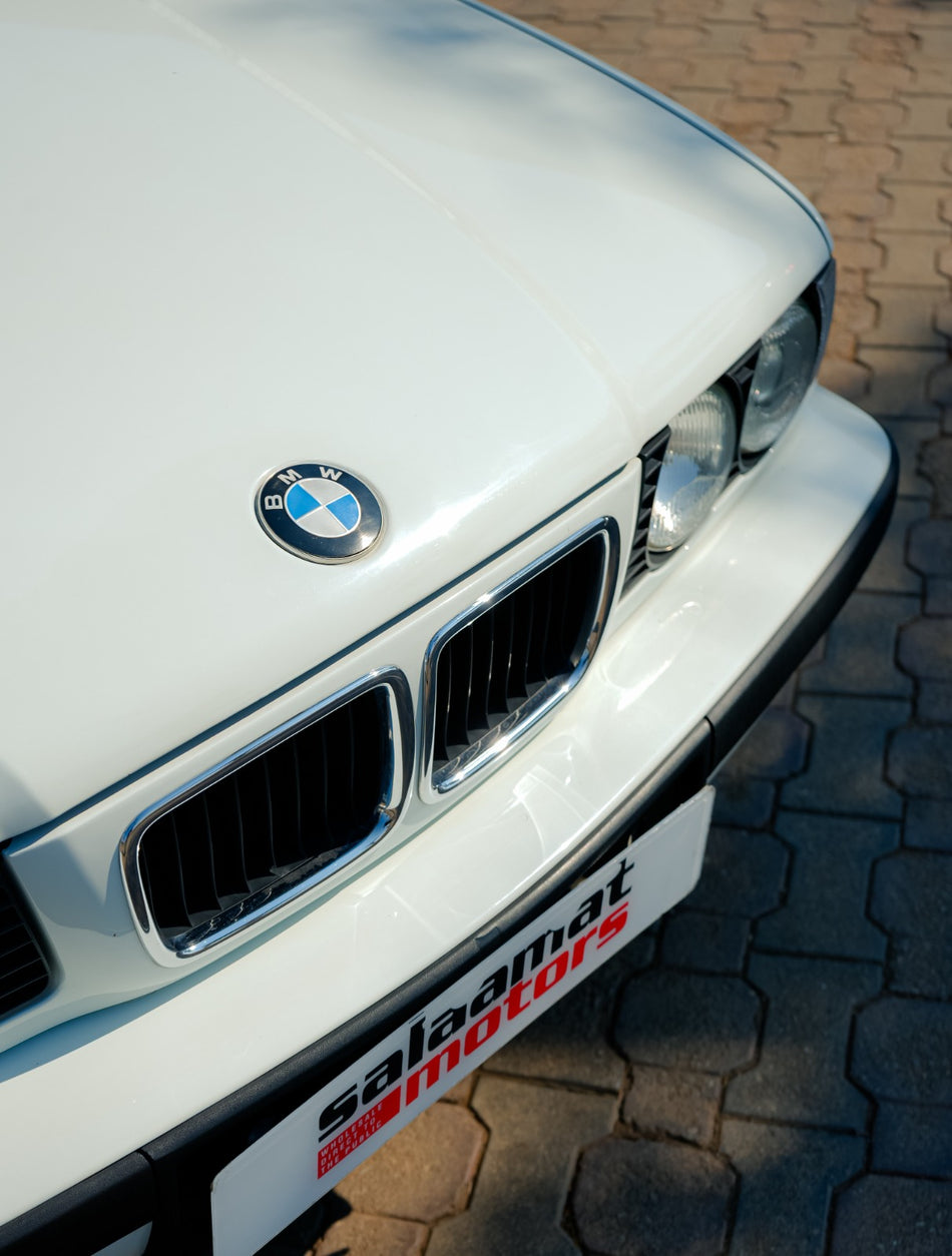 1995 BMW E34 540i V8 Automatic