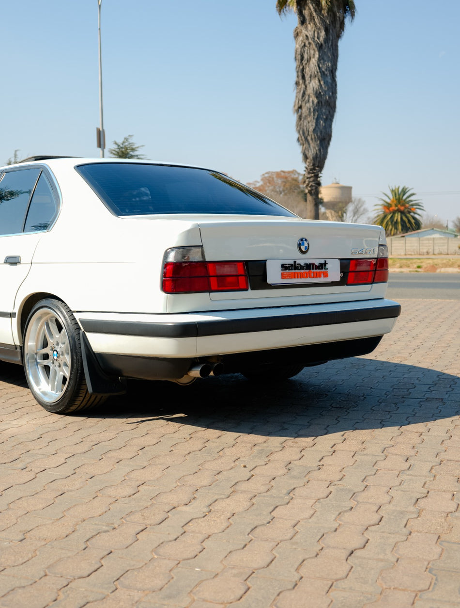 1995 BMW E34 540i V8 Automatic