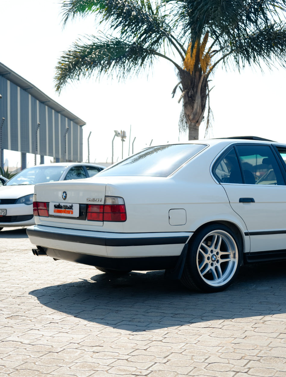 1995 BMW E34 540i V8 Automatic