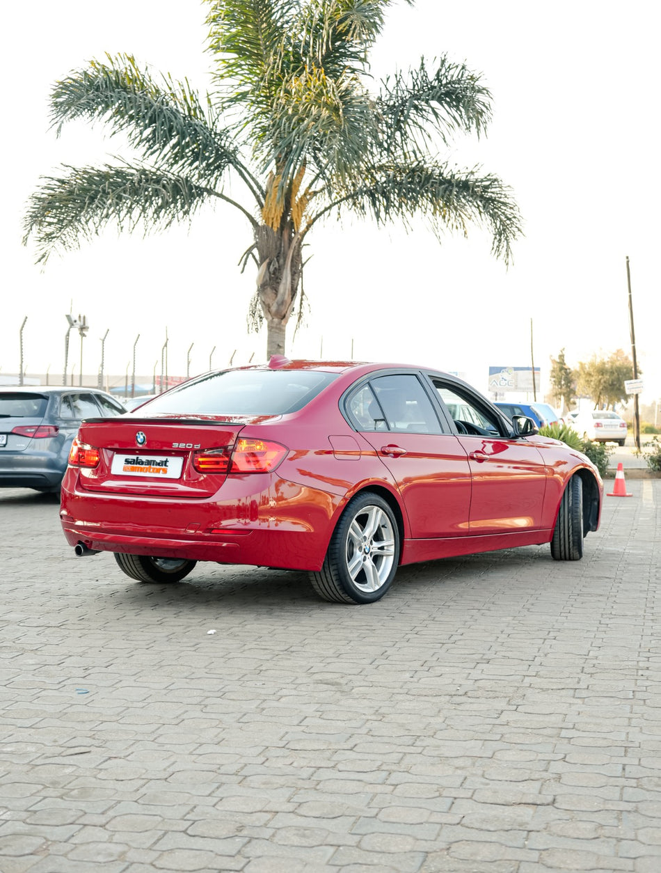 2012 BMW F30 320D