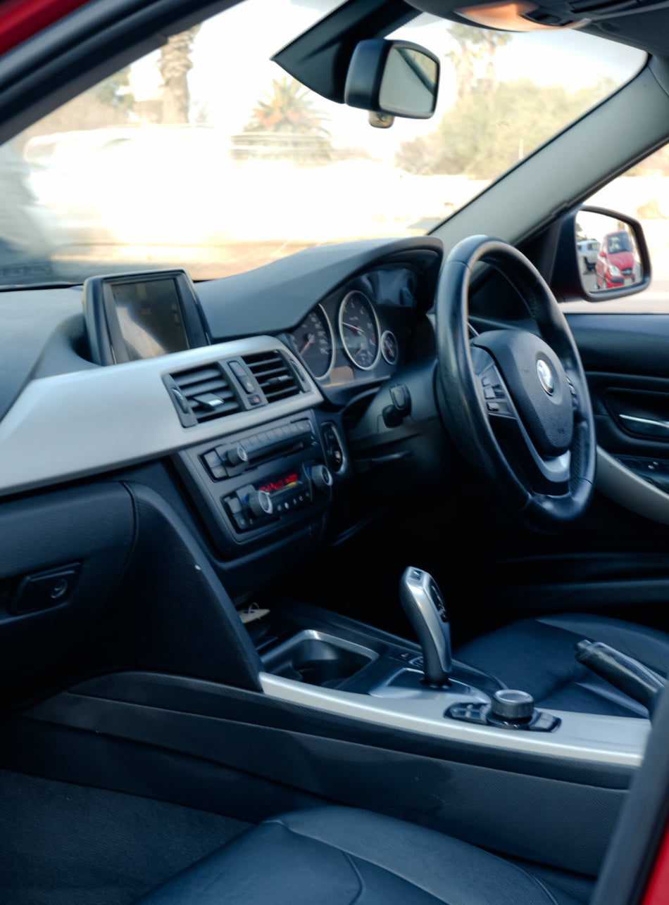 2012 BMW F30 320D