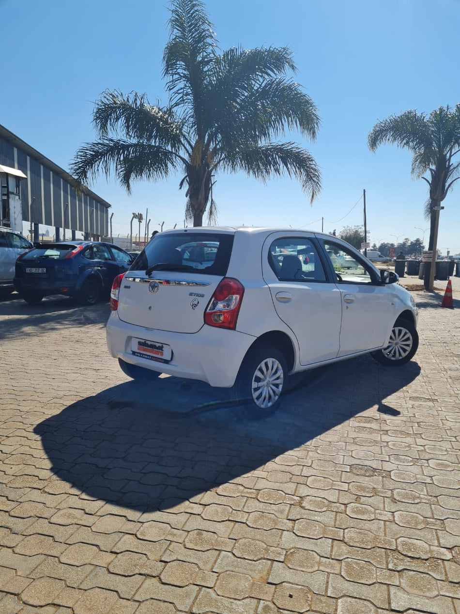 2013 Toyota Etios 1.5 XS