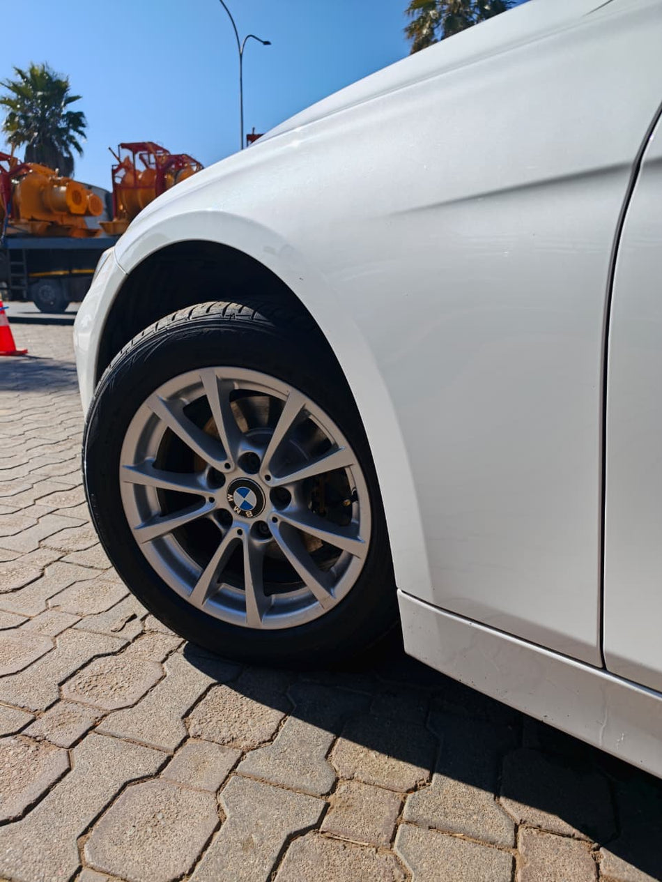2013 BMW 316i