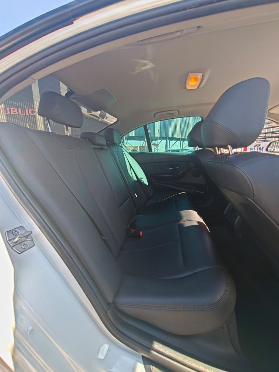 2013 BMW 316i