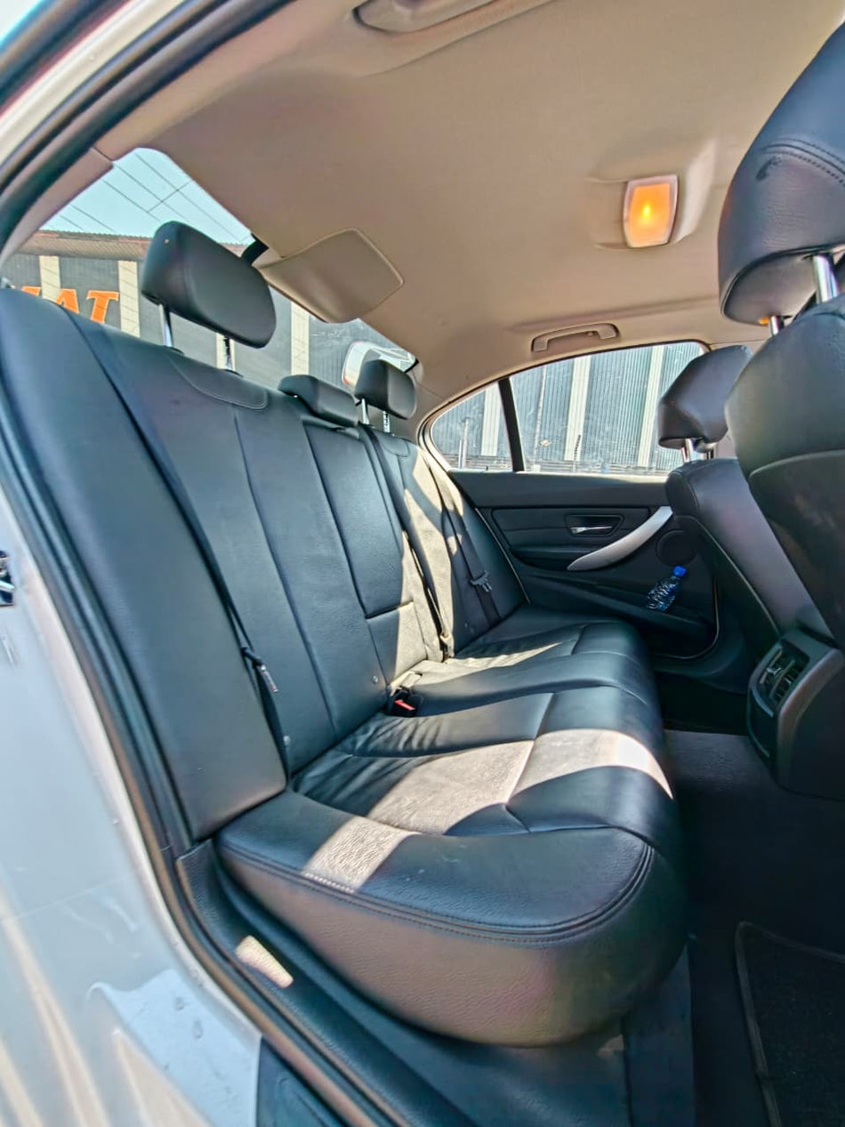 2012 BMW 320D Automatic
