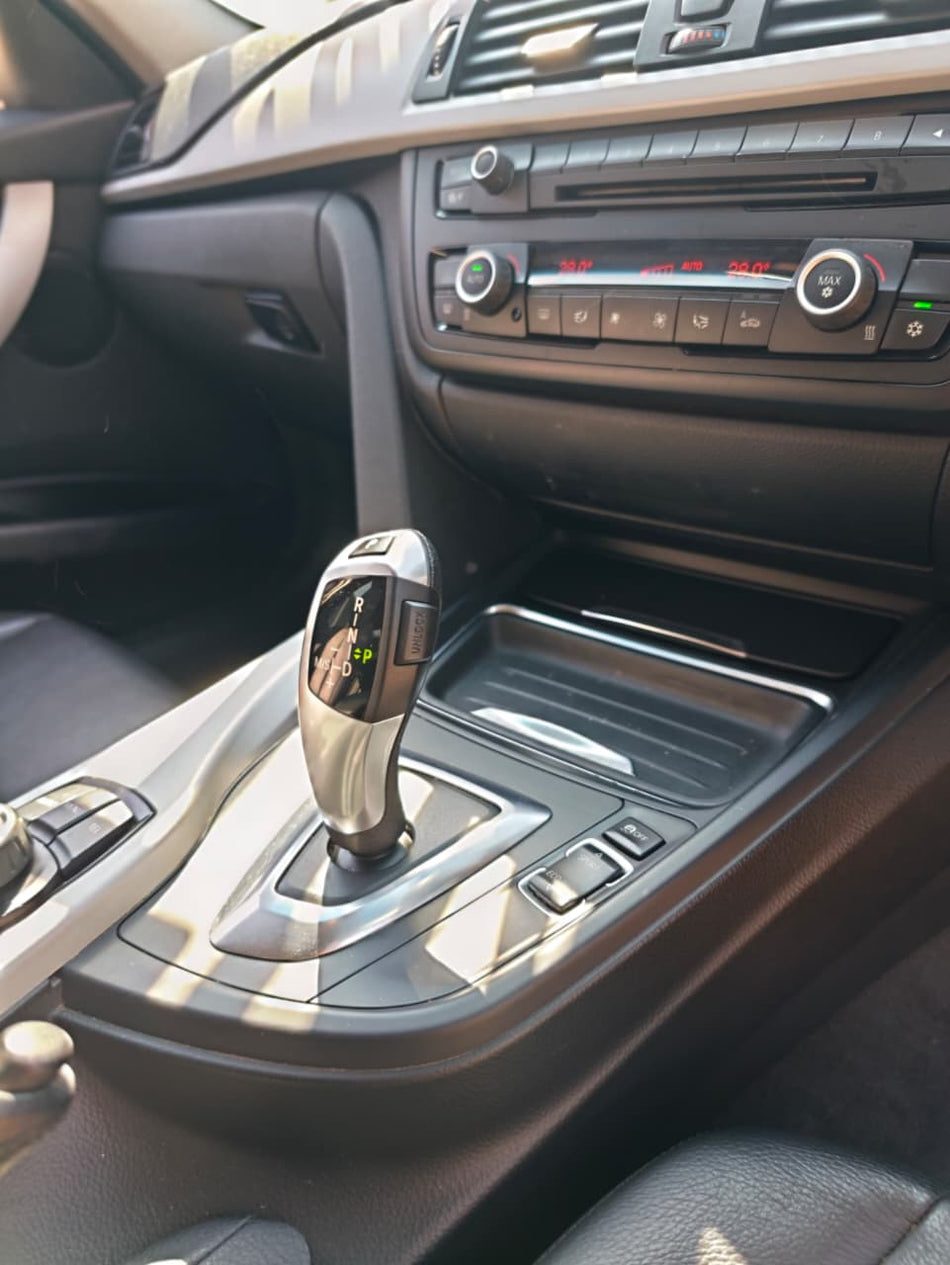 2012 BMW 320D Automatic