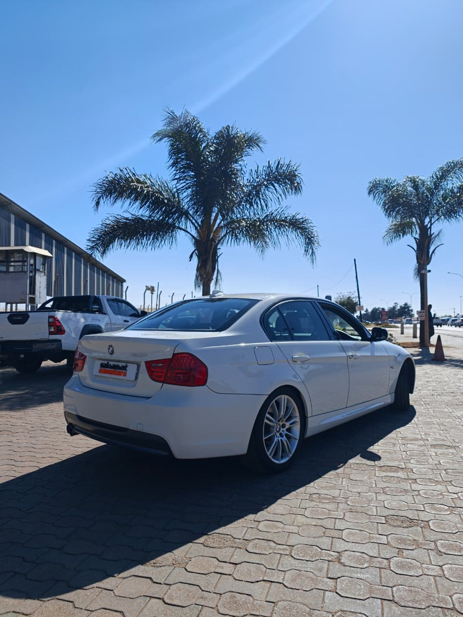 BMW 323i M Sport Automatic