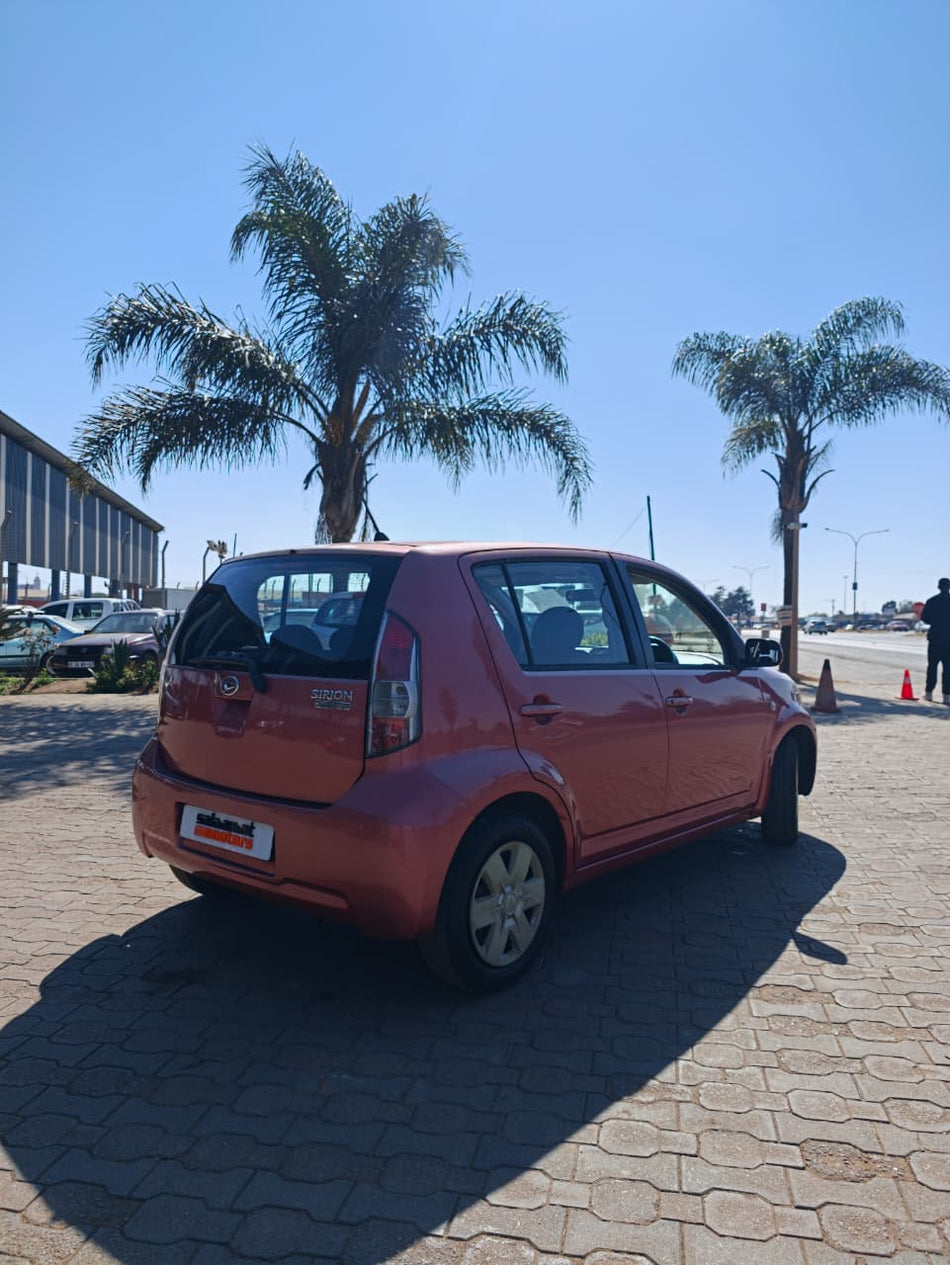 2005 Daihatsu Sirion 1.3
