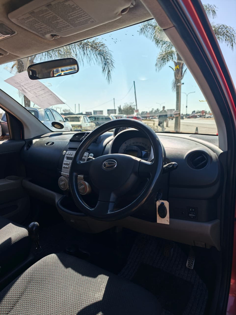 2005 Daihatsu Sirion 1.3