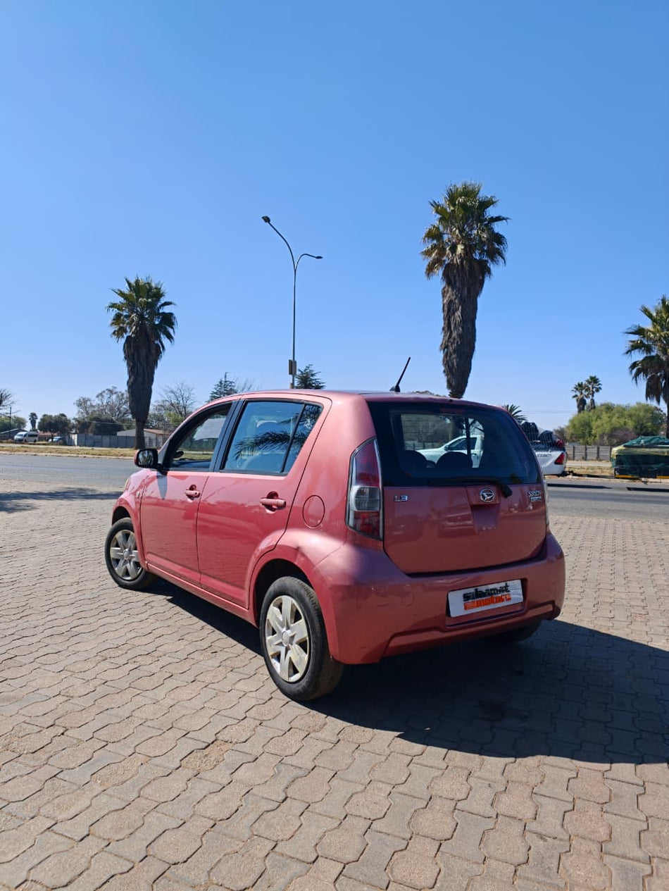 2005 Daihatsu Sirion 1.3