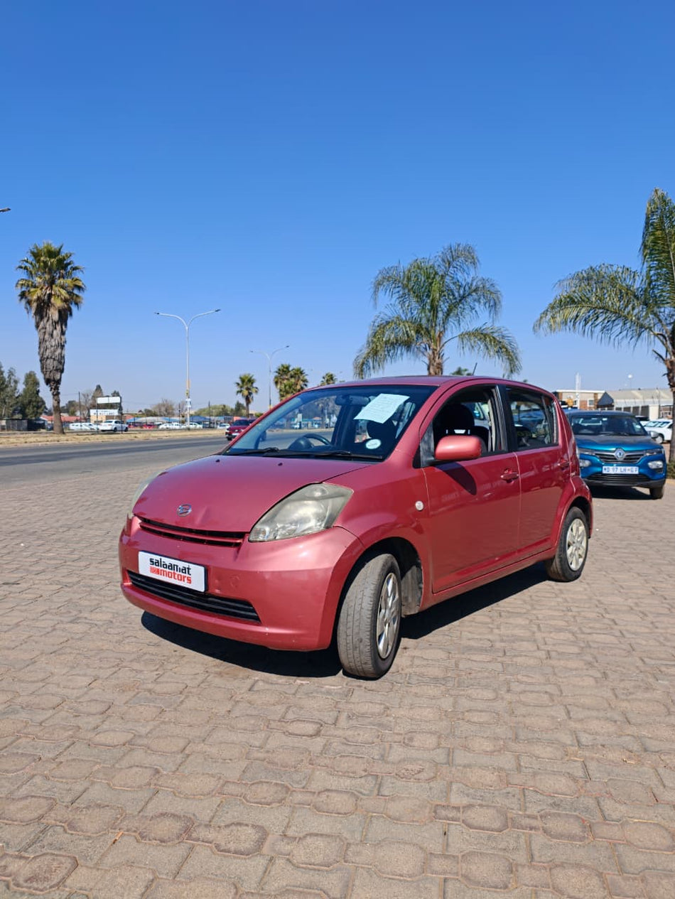 2005 Daihatsu Sirion 1.3