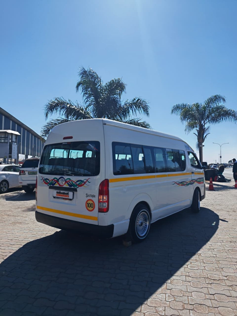 2021 Toyota Quantum Hiace Sesfikile D4D 16 Seater