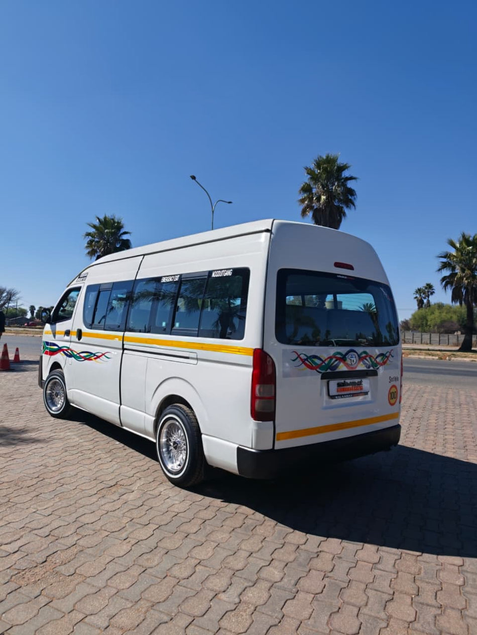 2021 Toyota Quantum Hiace Sesfikile D4D 16 Seater