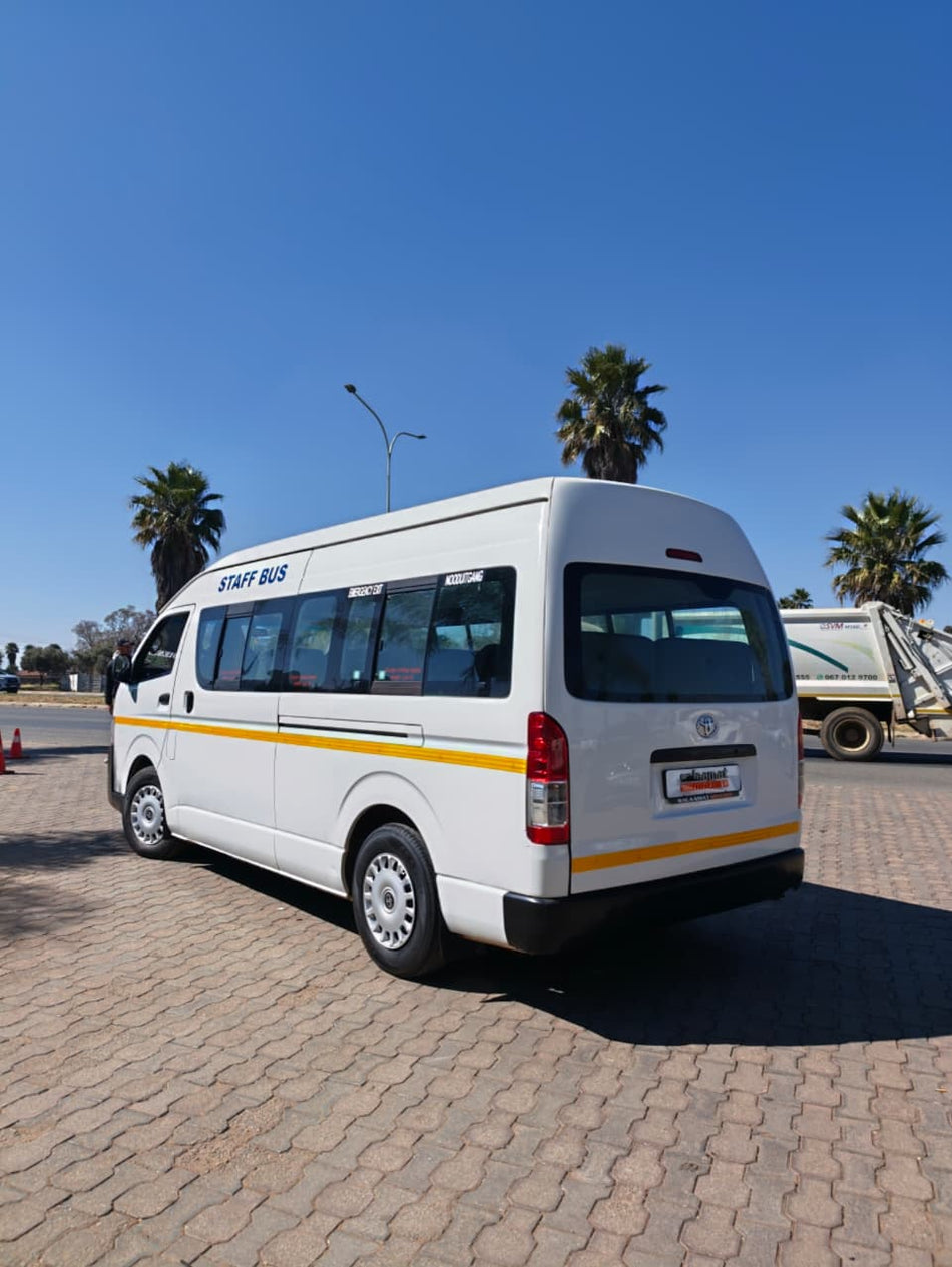 2018 Toyota Quantum Hiace Sesfikile D4D 16 Seater